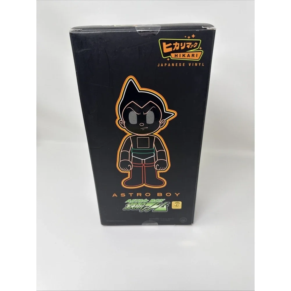 Funko Hikari: Astro Boy - Astro Boy Bronzed Vinyl 8